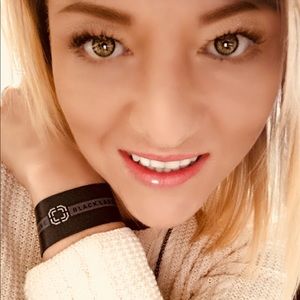 ‼️MEET YOUR SELLER‼️